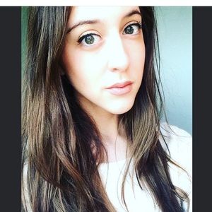 Meet your Posher, Jillian